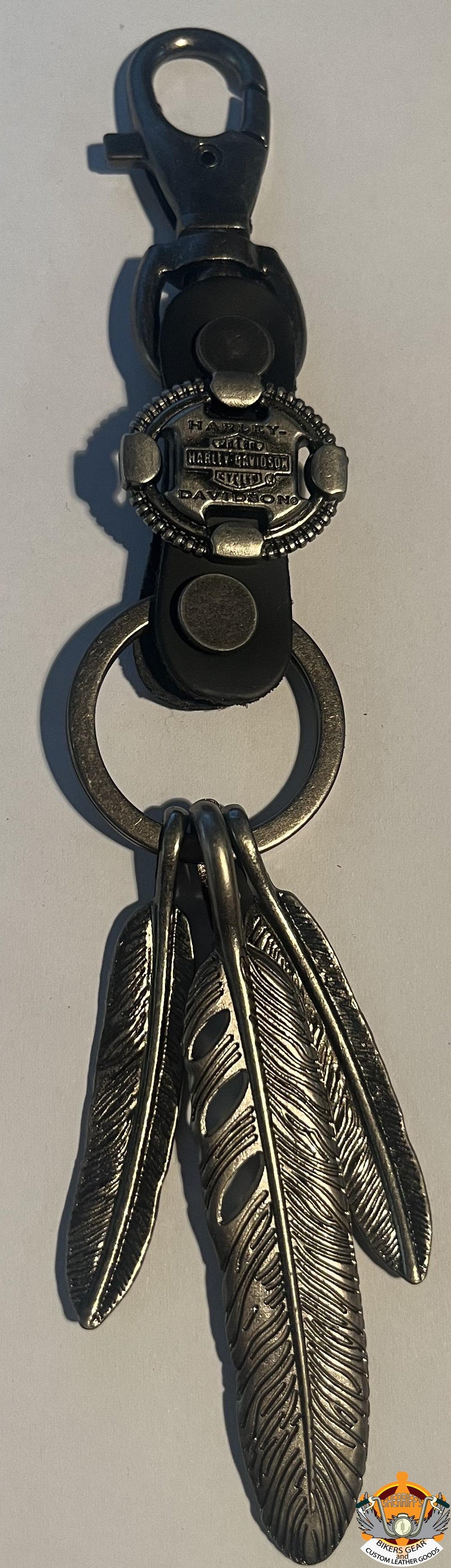 Harley Davidson Keyring with Logo and Feathers